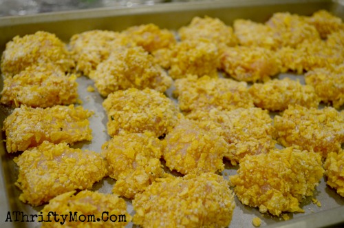 How to make BAKED CHICKEN NUGGETS a health dinner your kids will eat right up, #Chicken, #Healthy, #Baked, #recipe