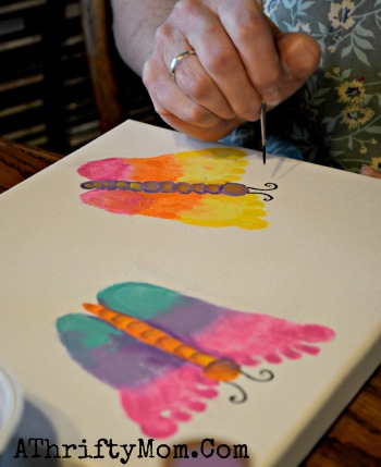 Butterfly feet canvas, How to make baby feet into butterflies #BabyButterflyFeet, #Craft,