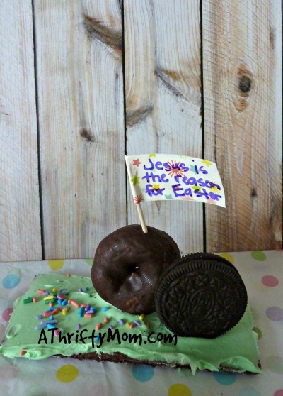 Easter tomb snacks, easy way to teach about Easter, #Eastersnacks,#Jesuslives, #resurrection, #tomb, #grahamcrackers,  #icing,#donuts, #oreos, #thriftycrafts, #thriftytreats