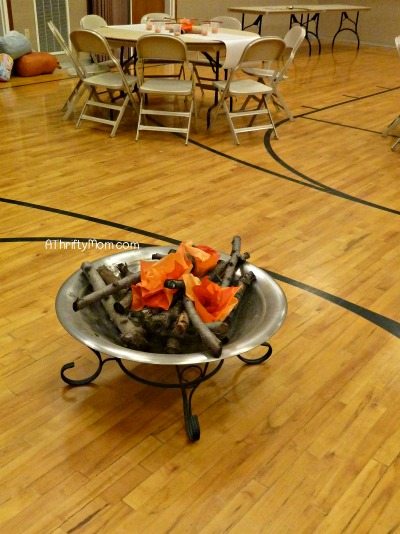 campfire party decorations, #blueandgoldbanquet, #campingparty, #thriftypartyideas, #party,  #easypartyideas