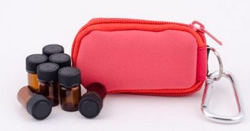 Essential Oils Carrying Case for oils bottles like doterra and young living, soft case with keep your bottles safe, KEY CHAIN bag, aromatherapy oils case