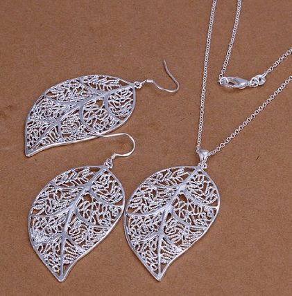 Silver Leaf Pendant Necklace and Earring Set Under $5 Shipped - A Thrifty Mom