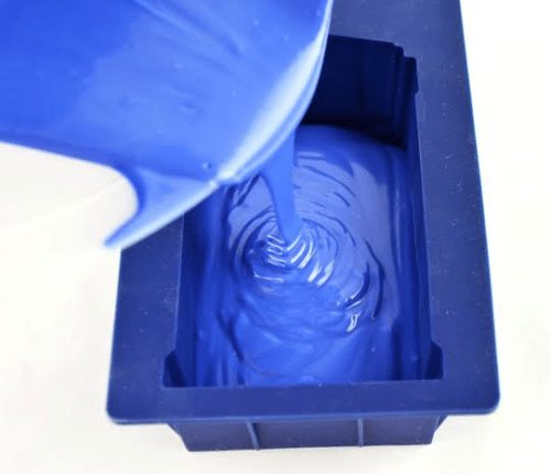 Dr Who Party ideas, Tardis mold easy DIY chocolate made from chocolate melts and a mold SO EASY