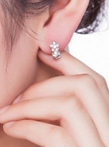 silver ear ring