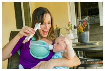 The Beebo - Free Hand Baby Bottle Holder1