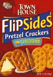 flipsides-cheddar-pretzel-crackers