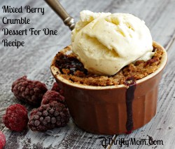 Mixed Berry Crumble, Desserts For One Recipes, Recipes For One, Dessert Recipes For One, Money Saving Recipes, Microwave Dessert Recipes For One