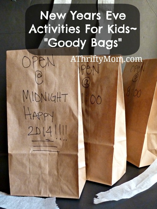 new years eve activities for kids, goody bags, #newyearseve, #happynewyear, #newyearwithkids, #kidsactivities, #partyideas, #thriftygifts, #thriftypartyideas, #goodybags