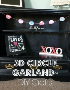 3d circle garland, #diy, #diycrafts, #crafts, #thriftycrafts, #circles, #bakerstwine, #twine, #hotglue, #papercrafts, #paperbanner, #banner, #bunting, #decor