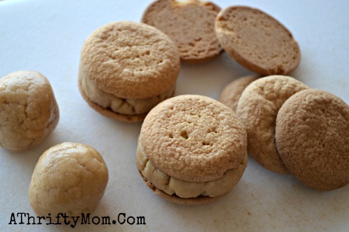 Peanut Butter Ball Cookies, these quick and easy cookies melt in your mouth, I bet you can't eat just ONE