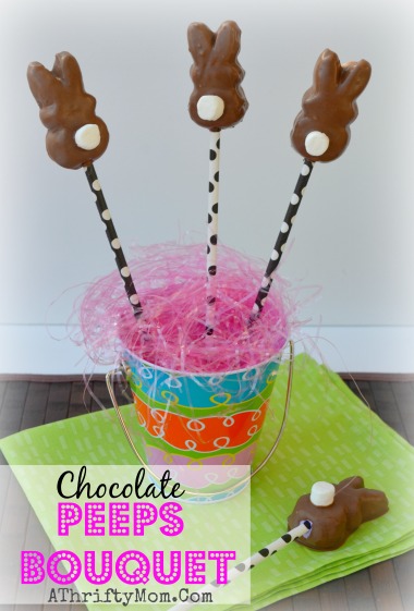 Peeps bouquet for Easter, Quick easy treat or gift idea that is SUPER cute. How to make chocolate peeps #Peeps, #Easter, #Dessert