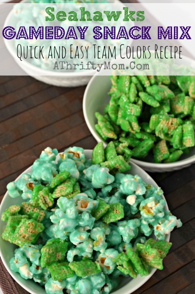 Superbowl gameday recipe, SEAHAWKS fans team colors snack mix. Quick and easy recipe