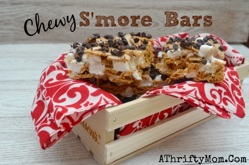 Chewy S'more bars, so quick and easy to make. SO GOOD, easy treat idea, #recipe, #S'more