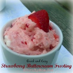 Strawberry Buttercream Frosting, quick and easy recipe #ButterCream #Frosting #Strawberry