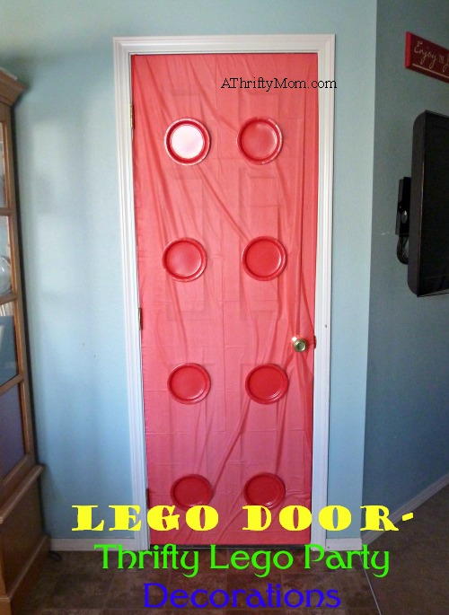 lego door - Thrifty lego party decorations, #legoparty, #lego, #party, #decorations, #thriftypartydecor