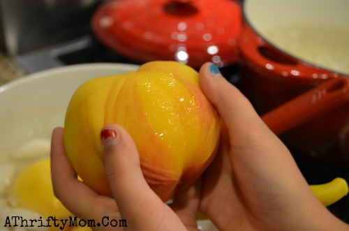 Fastest way to peel a peach, How to peel a peach,#EatingHealthy, #Hacks, #Fruit, #Peaches