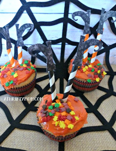 witch cupcakes, #Halloween, #witch, #cupcakes, #witchcupcakes, #Halloweentreats, #trickortreat, #paperstrawcrafts