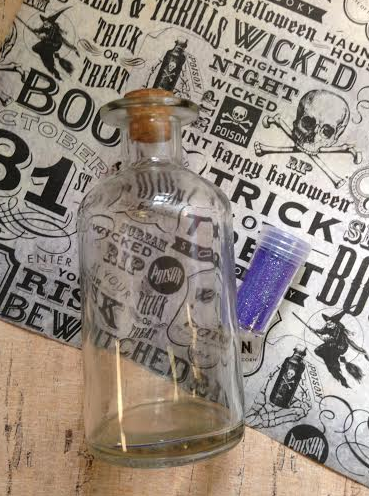 witches brew bottle, Quick and easy Halloween craft and decor #Halloween,  #DIY