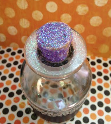 witches brew bottle, Quick and easy Halloween craft and decor  #Halloween,  #DIY