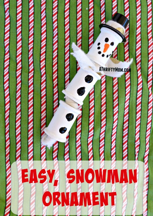 easy snowman ornament, #thriftychristmas, #easyornament, #christmasornament, #diyornament, #smowman, #snowman ornament, #thriftychristmascrafts, #christmascraft