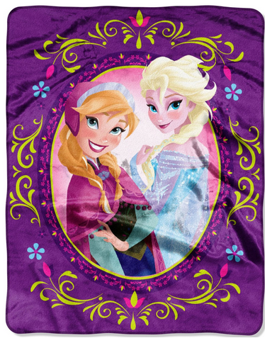 Disney Frozen Nordic Loe Silk Touch Throw #Forzen #GiftIdeaForKids #LastMinueGiftIdeas
