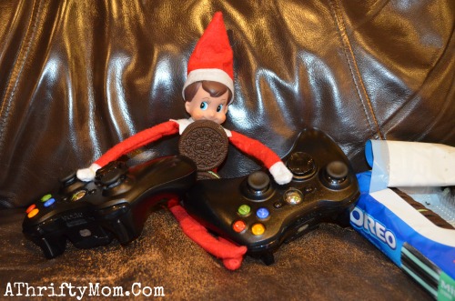 Elf On The Shelf Ideas, Quick and Easy Ideas for your Christmas Family Tradition of Elf on the Shelf. What to so with your silly Elf, Day 8