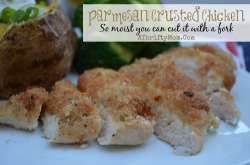 Parmesan crusted chicken recipe, this fast and easy recipe only has 4 ingedients and it is AMAZING. You would never know it has Best Foods mayo in it #Chicken #Recipe