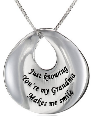 grandma gift ideas Knowing you are my Grandma makes me smile