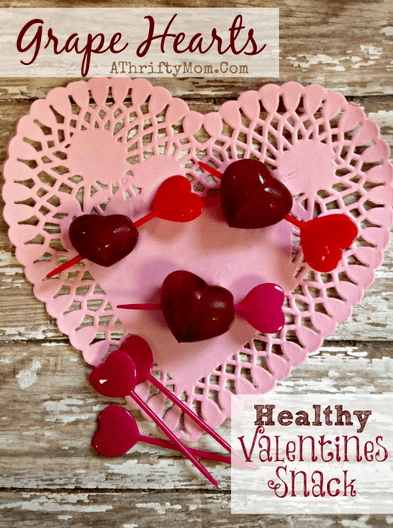 Valentines Healthy Treats, Grape Hearts, quick and easy to make perfect for school parties, Healthy Snacks, DIY