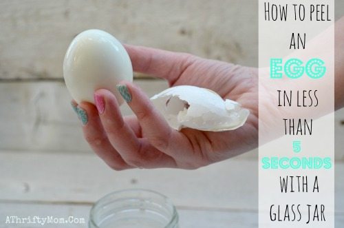How to peel an egg in 5 seconds or less, Peel an egg with a glass jar, kitchen hack, this is the coolest idea ever I can not wait to try it, Hard Boiled Eggs, Easter Egg