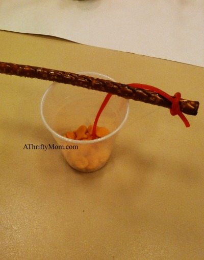 camping theme party favors, #partyfavors, #campingparty, #partyfavors, #goldfish, #fishing, #licorice, #pretzels, #thriftypartyfavors, #thriftypartyideas