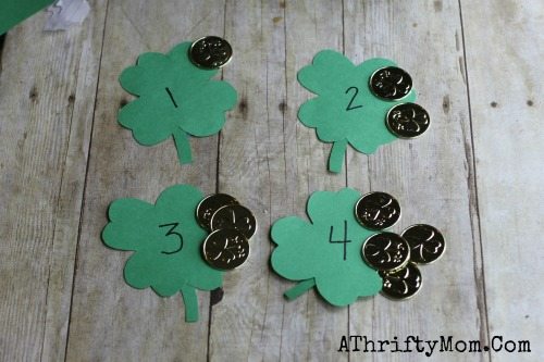 St Patricks Day projects for preschool or toddlers, Easy DIY Shamrock Craft for kids, St. Patty's day craft idea, DIY, Kids, Sc