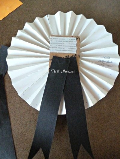 pinwheel ribbon out of glittered cardstock, #award, #tutorial, #cardstock, #glitteredcardstock, #ribbon, #craft, #diy,#award