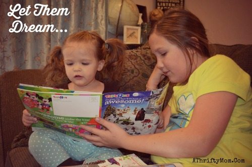 ToysRUs 2015 Christmas book, 5 reasons I let my kids enjoy The Great Big ToyRUs Book Of Awesome