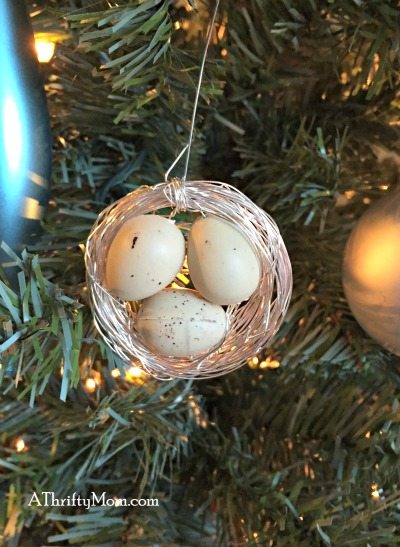 nest with eggs Christmas ornament, thrifty gift idea, thrifty craft idea, Christmas ornament, Christmas diy, personalized ornament