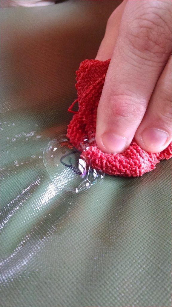 How to find small holes in air mattress 
