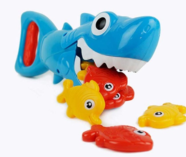 Shark and fish tub toy