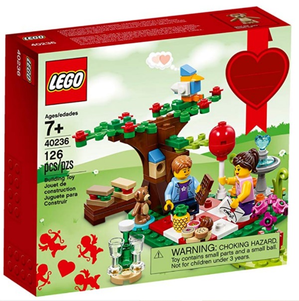 Valentine Lego set