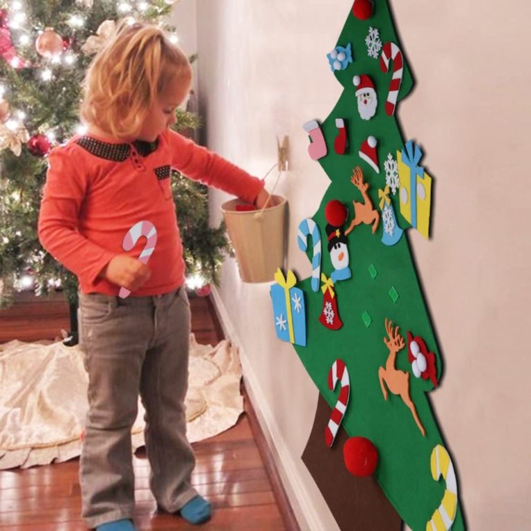 Felt Christmas tree for kids
