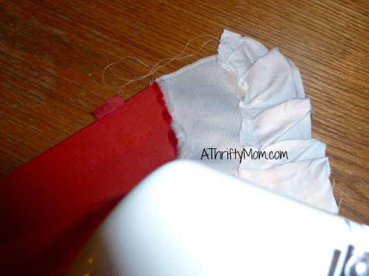 DIY Ruffled Tree Skirt~ Easy Beginner Sewing Project~ Made from a ...