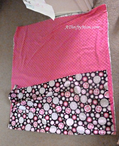 DIY Baby Blanket Using Minky Fabric ~ Easy, Thrifty Gift - A Thrifty Mom