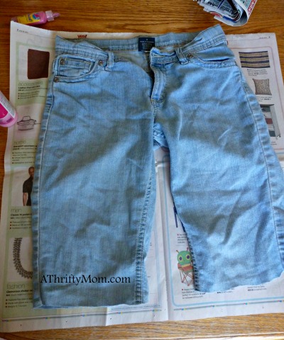 DIY Paint Splattered Denim Shorts, Great Kids Craft! - A Thrifty Mom