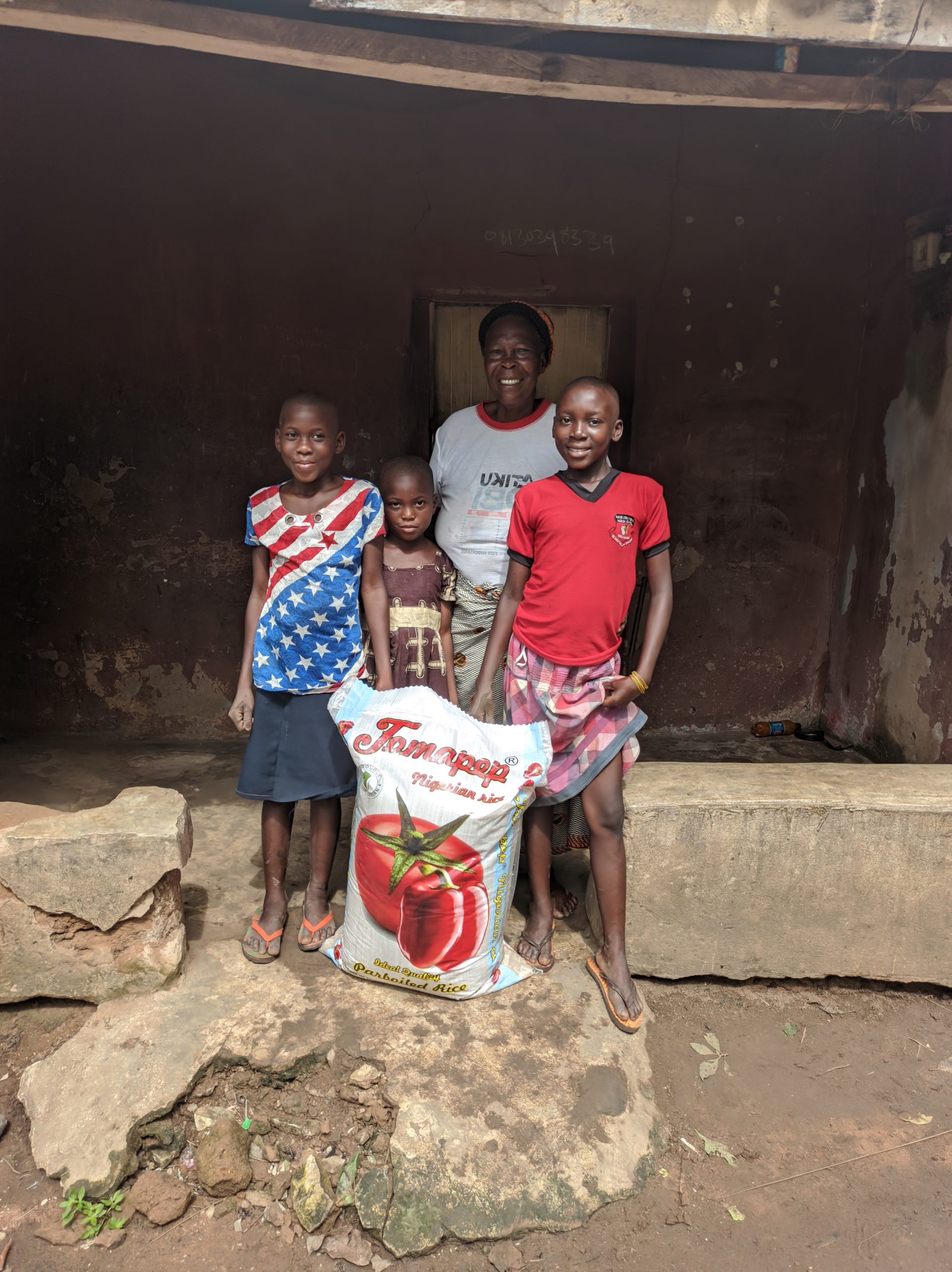 Bag of Rice Project 135 A visit to the Appolos family A Thrifty Mom