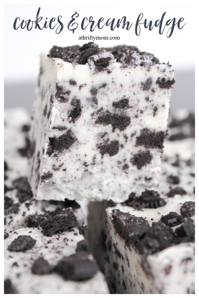 Cookies and cream fudge - A Thrifty Mom
